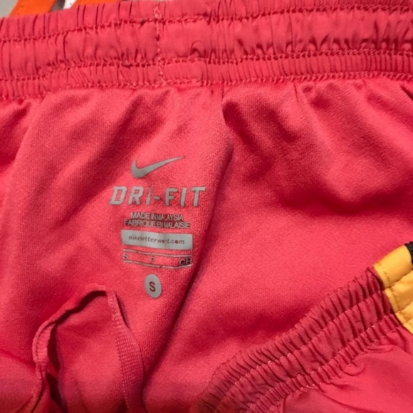 Nike DriFit Shorts - Picture 3 of 5